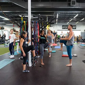 How to improve your flexibility and mobility with gymnastics like an acrobat